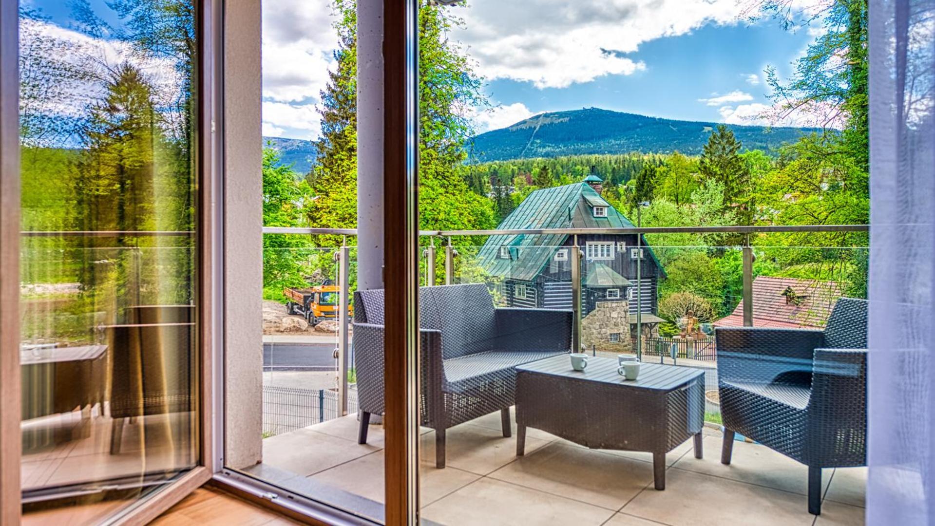 Apartamenty Z Basenem I Saunami Stone Hill Resort II Vip Centrum By Royal Aparts Szklarska Poręba Esterno foto