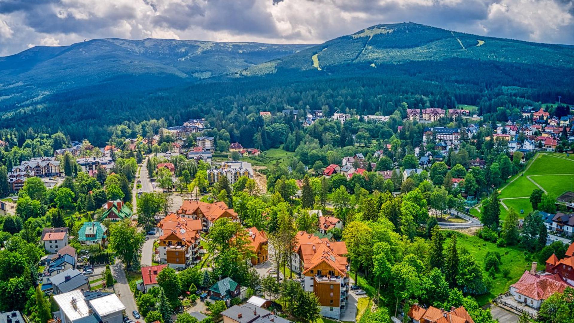 Apartamenty Z Basenem I Saunami Stone Hill Resort II Vip Centrum By Royal Aparts Szklarska Poręba Esterno foto