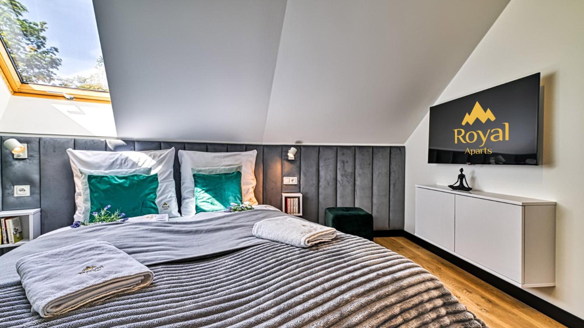 Apartamenty Z Basenem I Saunami Stone Hill Resort II Vip Centrum By Royal Aparts Szklarska Poręba Esterno foto