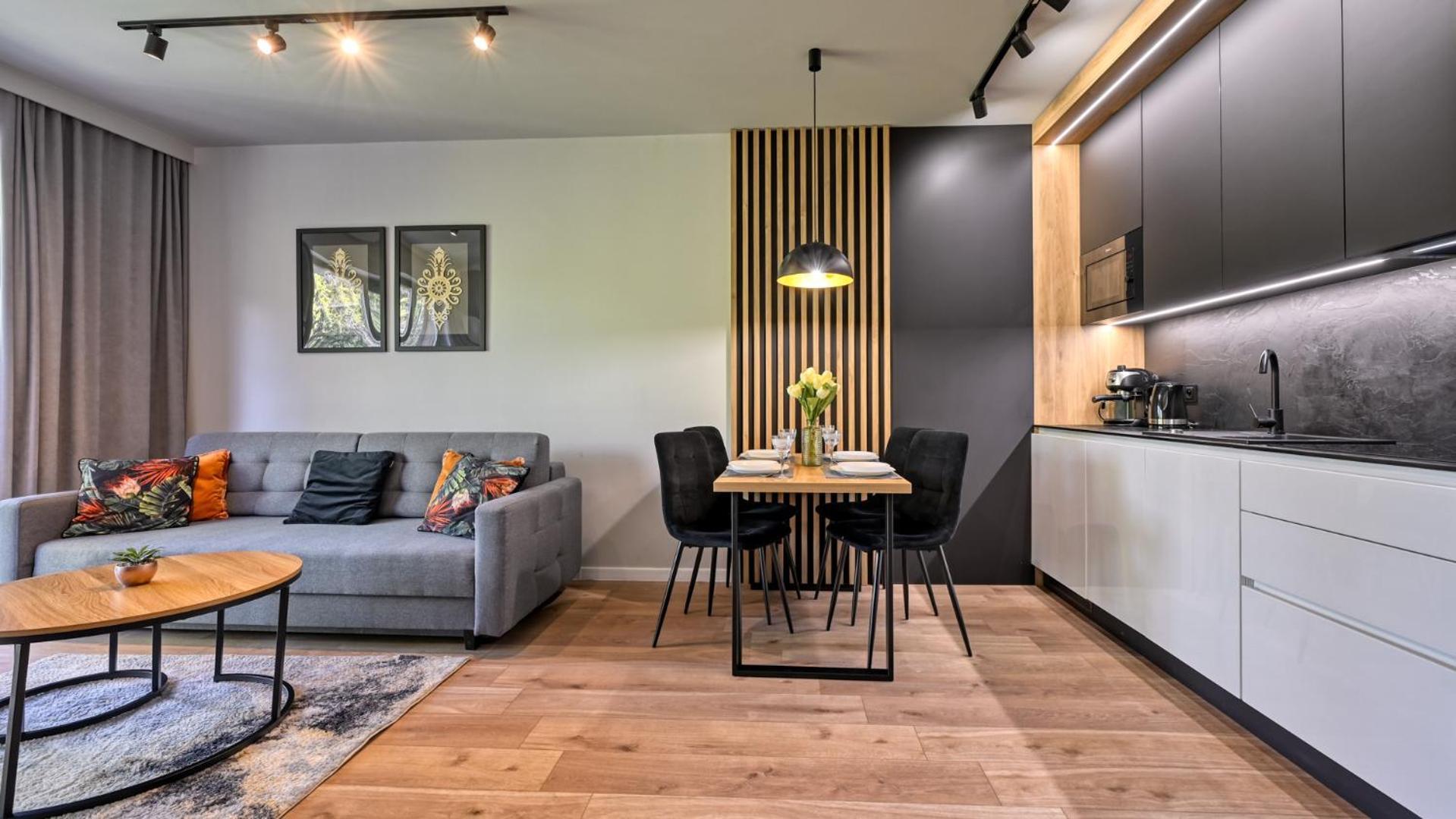 Apartamenty Z Basenem I Saunami Stone Hill Resort II Vip Centrum By Royal Aparts Szklarska Poręba Esterno foto